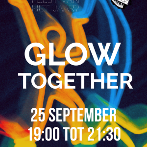 Tienerdisco Glow Together